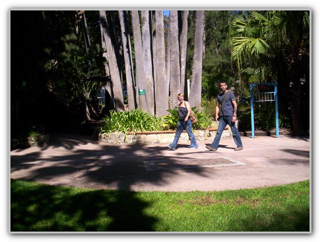 Stuart & Karen at Perth Zoo Feb 16th 2007 3